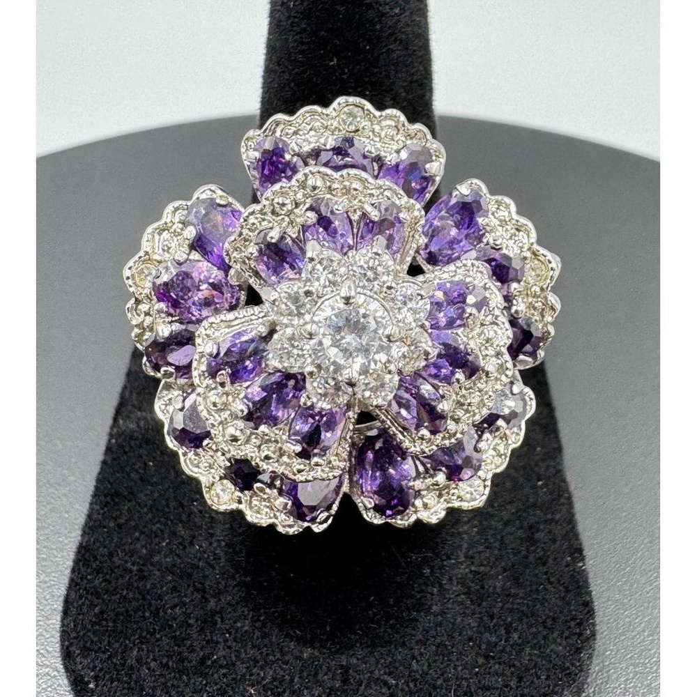 Silver Tone Purple & White Crystal Flower Bold Statement Cocktail Ring Size 7 - Picture 1 of 8